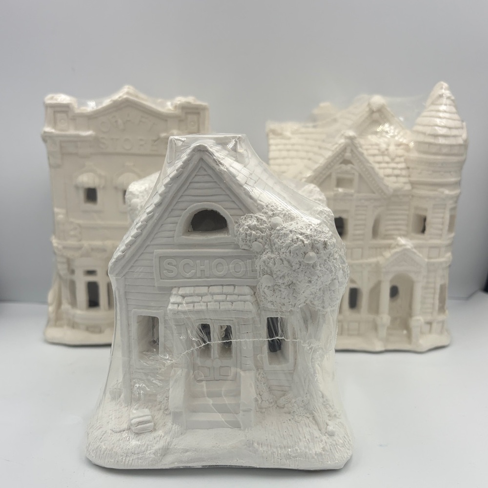 California Creative Creations Christmas Village Lot